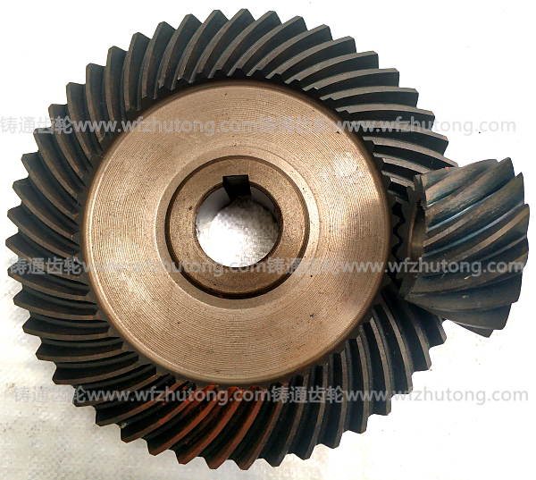 S114AC型混砂機(jī)用椎齒輪-鑄通齒輪 S114AC型混砂機(jī)用椎齒輪-鑄通齒輪